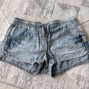 Comfy Jean Short